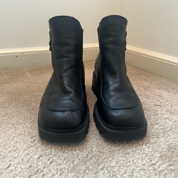 Bogner Leather Balck Ankle Booties - Picture 2 of 7